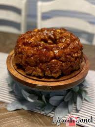 This method uses refrigerated biscuits instead. Pioneer Woman S Monkey Bread Life With Janet