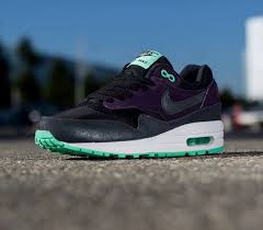 Nike Wmns Air Max 1 Essential Black Turquoise Violet Met Afbeeldingen
