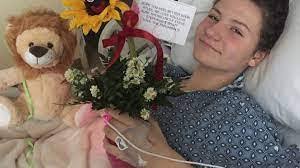 Sheri Crum's Instagram, Twitter & Facebook