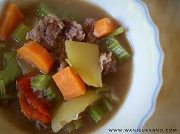 Menu dari thai, memang sinonim dengan rasa yang pedas, dan masam. Resepi Sup Daging Paling Mudah Dan Sedap Guna Perencah Sup Siam
