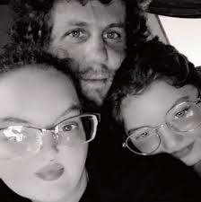 All 3 dogs are back home save in their outdoor kennel. Thanks everyone!