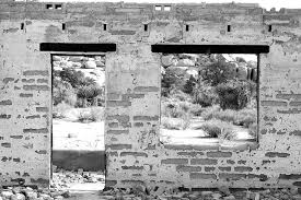 Maybe you would like to learn more about one of these? Hd Wallpaper Joshua Tree National Park United States Door Cabin Desert Wallpaper Flare