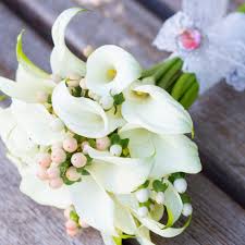 Bouquet colorati e fiori misti adatti a ogni occasione: Bouquet Sposa 170 Immagini Dei Piu Belli Beautydea