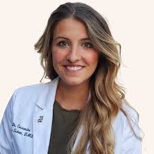 Cassandra Dunn's Instagram, Twitter & Facebook