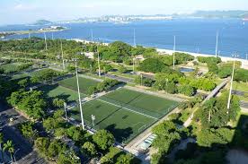 Whenever you visit, flamengo park is a unifying space for rio residents and visitors, where the simplicity of a picnic or jog in the park is a pleasure that all can enjoy. Parque Brigadeiro Eduardo Gomes Aterro Do Flamengo Rio De Janeiro Rj Brasil Lota De Macedo Soares And Roberto Parque Do Flamengo Rio De Janeiro Parques