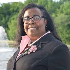 Gina Broadway's Instagram, Twitter & Facebook