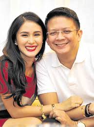 On instagram, heart shared a photo where she was seen posing fiercely with her ageless looking mom. Heart Evangelista And Husband Sen Chiz Escudero Say Its Okay If Heart S Mom Would Support Another Presidentiable And Not Chiz Running Mate Sen Grace Poe Showbiz Portal