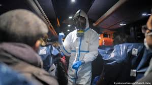 Published may 7, 2021 updated may 7, 2021, 9:40 am cdt. Coronavirus Face Mask Face Shield Ffp2 N95 Kn95 What S The Difference Science In Depth Reporting On Science And Technology Dw 29 06 2021