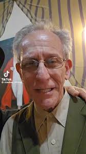 I never hated you Strauss