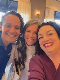 ventureashore at Midwest Travel Suppliers Association in Oakbrook, IL  tonight did not dissappoint! I saw some of favorite travel advisors and  partners! Can't wait for Midwest Travel Suppliers Showcase