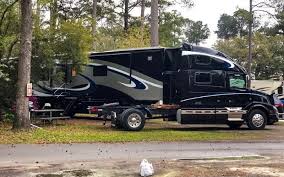 This base camp model is the ultimate mobile prepper unit made to be completely off grid and built at a more affordable cost than a cargo container home. Can I Pull A 5th Wheel Camper Trailer With A Semi Truck