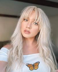 With the progression of technology, everyone has updated themselves as per the need of the respective time. 20 Hottest Fringe Bangs For Women Trending In 2021