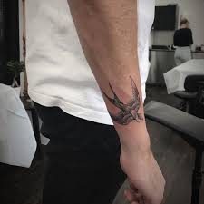 With so many tattoo choices under the sun, it can be difficult deciding which design to pursue. 1001 Ideas For Cool And Gorgeous Tattoo Ideas For Men