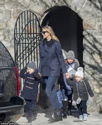 Ivanka Trump Leaves Dc Home With Her Children Wrapped In Winter Coats Trump Fashion Ivanka Trump Style Ivanka Trump