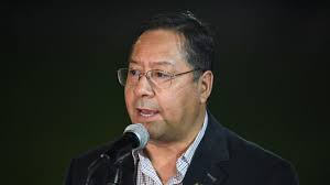 Luis Arce promulga la ley del censo en Bolivia tras más de un mes de  protestas