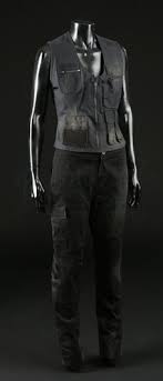 She best known for her role as daenerys targaryen in the hbo series game of thrones. Terminator Genisys Sarah Connor S Emilia Clarke Dusty Full Harness Vest Costume Current Price 800