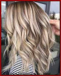 Braune haare mit erdbeer blonde strähnen strawberry blonde ist immer eine süße wahl für ihren. Erstaunliche Sand Blonde Lange Haare Stil 2018 Frisuren Frisuren Tutorials Frisuren Lange Haare Farbe Lange Blonde Haare Blonde Haare Mit Strahnen
