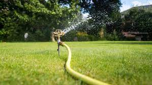 Gerade in heißen und trockenen sommern benötigen die pflanzen im garten ausreichend gartenpflanzen brauchen im sommer zusätzlich wasser. Automatische Bewasserung Im Garten Was Einsteiger Daruber Wissen Mussen Chip