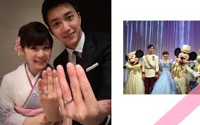 2016年のリオデジャネイロオリンピック終了後、 9月1日に江宏傑さんと福原愛さんは結婚を発表しました。 2人は 東京都内のホテルで結婚報告をおこない 、国内外の記者100人が集まりました。 ç¦åŽŸæ„›5å¹´å‰çµå©š åƒåšäº†å£žäº‹ ç¶²ç´…é 1é»žç¥žé è¨€æœ‰å•é¡Œ