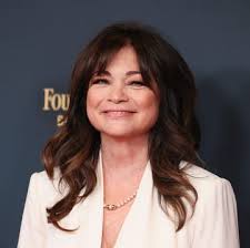 Garth Brooks Discusses His Ex Wife Sandy Mahl's Claims in A&E Documentary  Special