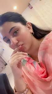 AJ PEACH COLOR HE PHEN LAYTY HA...., #viralpost2025 #reelsviralシ  #viralinstagram #timesquare #india #inspiration #indonesia #usagirl  #instadaily #intagram #indian #viralpost2025シ #reelsfypシ