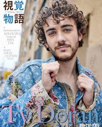 Fashion & Portrait Photographer