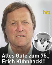 Erich Kühnhackl, Mitglieder der 1976er Bronzemedaillen-Mannschaft von  Innsbruck und früherer Eishockey-Nationaltrainer, feiert seinen 75.  Geburtstag. Er wurde im Jahr 2000 zum „Deutschen Eishockeyspieler des  Jahrhunderts“ gewählt und ist Mitglied der ...