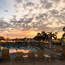 The postcard inn is one of the most unique wedding and reception venues on st pete beach, florida! Postcard Inn On The Beach 514 Photos 465 Reviews Resorts 6300 Gulf Blvd St Pete Beach Fl Phone Number