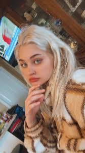 Anabel Silverio's Instagram, Twitter & Facebook