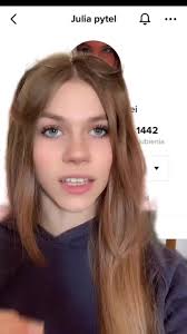 Julia Pytel Oficial Imiona Męskie