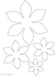 Basteln Mit Schablonen Fur Papierbluten Papierblumen Basteln Papierblumen Basteln Vorlagen Blumen Basteln Aus Papier