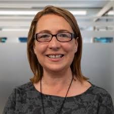 Tina Dunne's Instagram, Twitter & Facebook