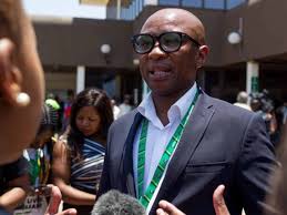 Zizi kodwa allegedly received payments and luxury accommodation worth r2 million from eoh's jehan mackay. Zondo Commission Schedule Starts With Testimony From Zizi Kodwa