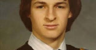 Yearbook photos predict lawyers' futures: Psychologist