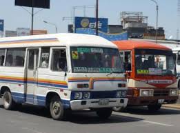 El transporte público urbano está compuesto por buses, micros y taxis. Las Nuevas Reglas Para Choferes Cobradores Y Usuarios De Transporte