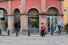 Follow the liga bbva mx live football match between querétaro and fc juárez with eurosport. 16 De Sept Esquina Juarez Centro Historico Queretaro Picture Of Tortas Willys Queretaro City Tripadvisor