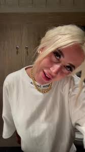 Video di Sweet3_ (@777nenny) con sonido original