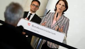 Die pressekonferenz, welche innenminister karl nehammer und kanzleramtsministerin susanne raab heute gaben, kann man eigentlich in wenigen sätzen zusammenfassen. Edtstadler Raab Hass Und Hetze Im Netz Bedrohen Meinungsausserungsfreiheit Dunav At