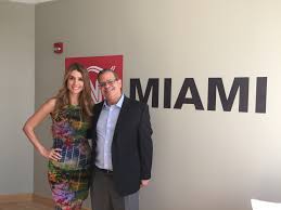 Последние твиты от cnn en español (@cnnee). Cnn En Espanol Miami Tour Spanish For Sales Marketing Group Inc
