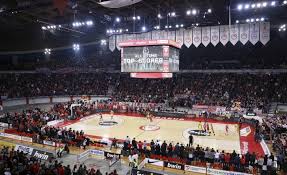 Η άφιξη των πειραιωτών στο σεφ. H Kae Olympiakos Se Bazei Sto Sef Mpasket Gavros Gr