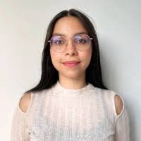 Minerva Collazo's Instagram, Twitter & Facebook