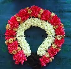 How to string wedding hair decoration flowers, simple method to string nithyakalyani flower garland. Pin On Frisuren Mit Blumenschmuck