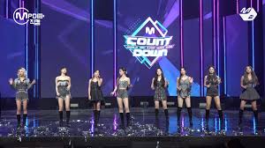 Fans Say Twice Looks Traumatized In Singing Live During Their I Can T Stop Me Encore Stage Due To All The Criticism They Have Received About Their Live Singin Singing Twice Criticism