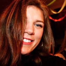 Claire Muckerman (@ClaireMuckerman)