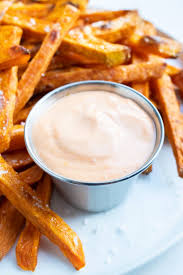 Place in a single layer on a baking sheet lined in parchment paper. 5 Minute Sriracha Mayo Recipe Evolving Table