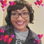 Veronica Streeter's Instagram, Twitter & Facebook