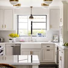 Get The Look Brass Kitchen Cabinet Pulls Kitchen Inspirations Chic Kitchen Home Kitchens