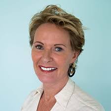 Beatriz Way's Instagram, Twitter & Facebook