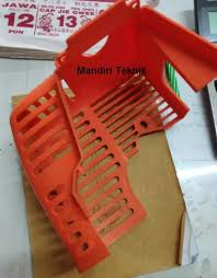 Pisau pemotong dahan ranting pohon tree  lihat gambar lebih besar gan rp 250.000. Tutup Kap Mesin Potong Rumput 328 Lazada Indonesia