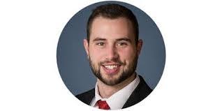 Nikki Dickens's Instagram, Twitter & Facebook